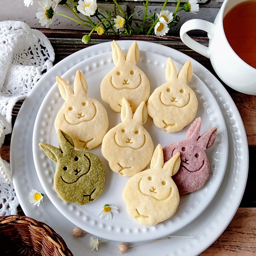 うさぎのクッキー型(つぼみ）（23）お菓子作り 製菓用 抜き型 型