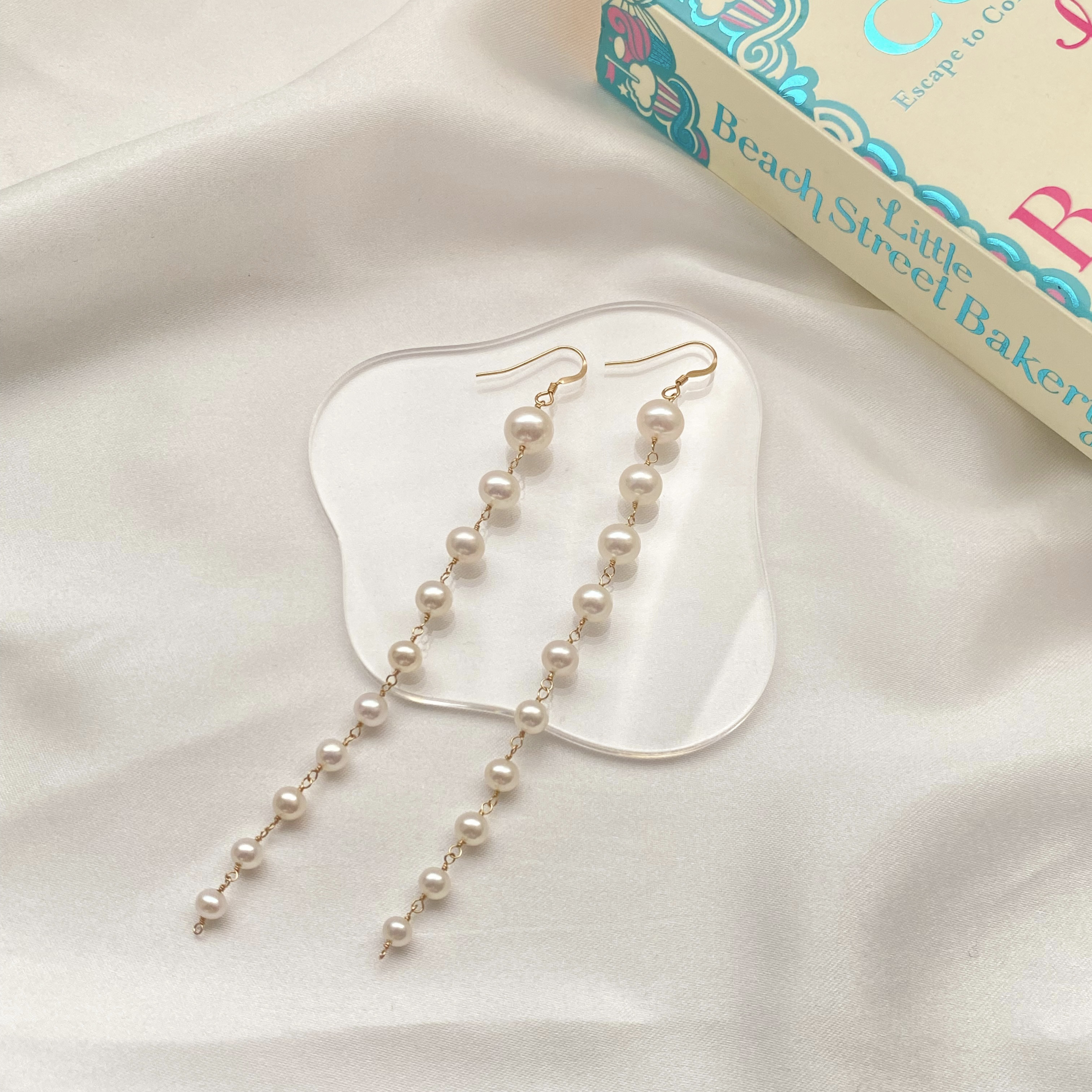 淡水パールグラデーションドロップピアス／イヤリング　ゴールド（14KGF）