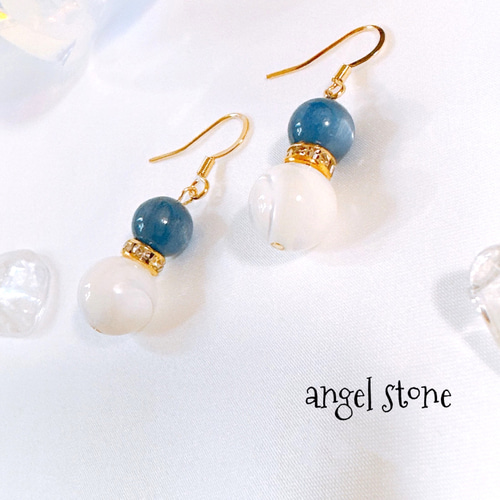 再販】カイヤナイト マザーオブパール 2連 天然石ピアス サージカル