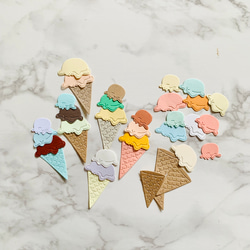 クラフトパンチ ダイカット クリスマスツリー 小 グリーン系 20枚 2色