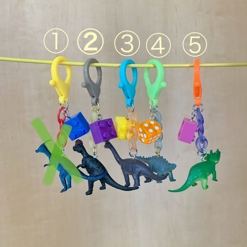 リアル恐竜☆ ͛じゃらじゃらキーホルダー キーリング la casetta 通販  