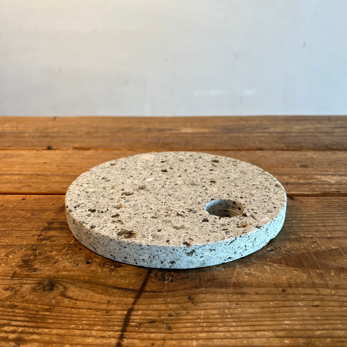 大谷石 鍋敷 マル 鍋敷き 303 Product 通販 15777371｜Creema(クリーマ)