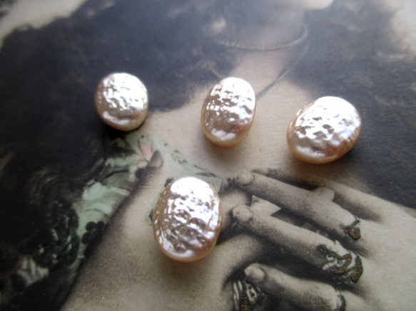 *♥Miriam Haskell Glass Pearl Cabochon Gold Cream 2pcs♥* 4枚目の画像