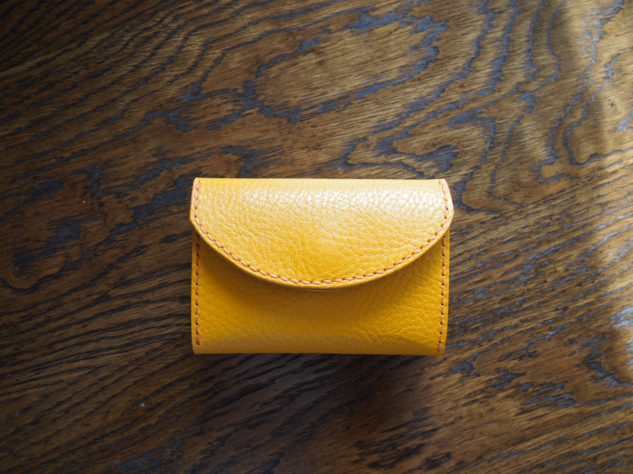 コンパクトウォレット　イエロー