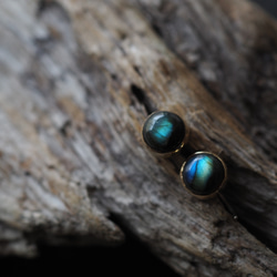 labradorite brass pierce (komorebi) 2枚目の画像