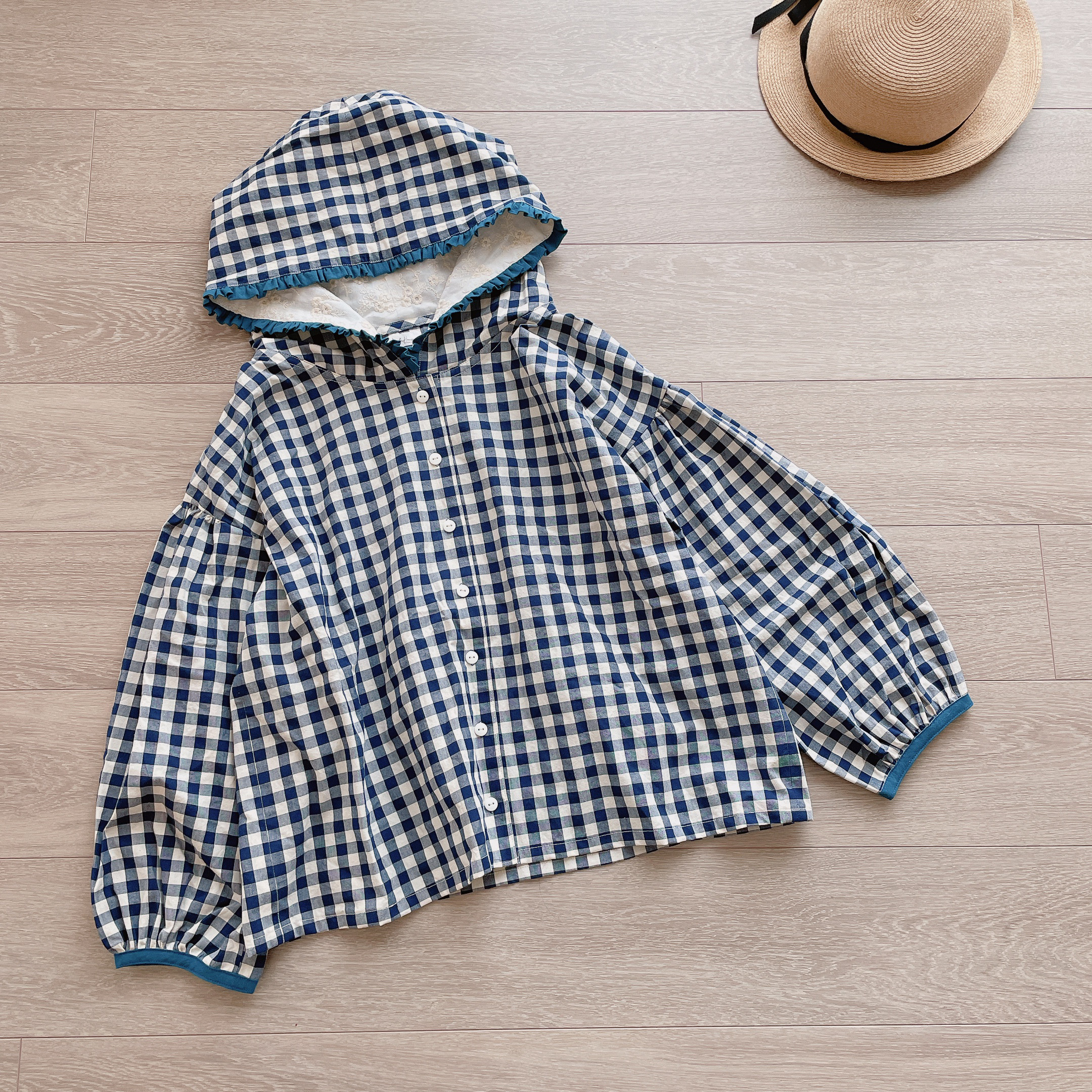フリルフードブラウス　ギンガムチェック　ネイビーブルー　ゆったりM~Lサイズ