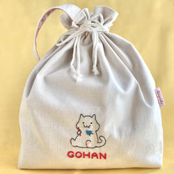 GOHANねこの手刺繍巾着バッグ 1枚目の画像