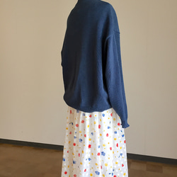 明るめ　インディゴブルーの 春 夏 カーデイガン　綿100% 4枚目の画像