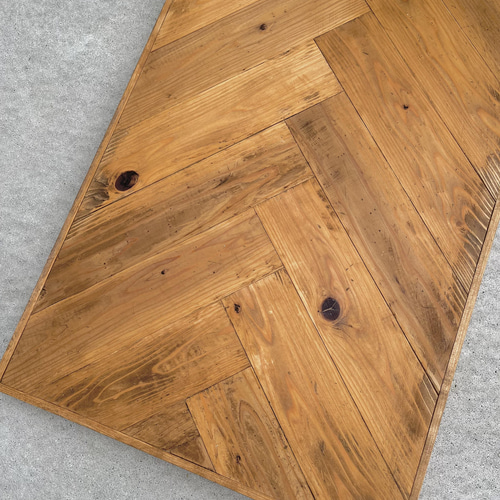 大幅値下げ！！テーブル天板 オーク材 ヘリンボーン柄 大幅値下げ！！テーブル天板 オーク材 ヘリンボーン柄