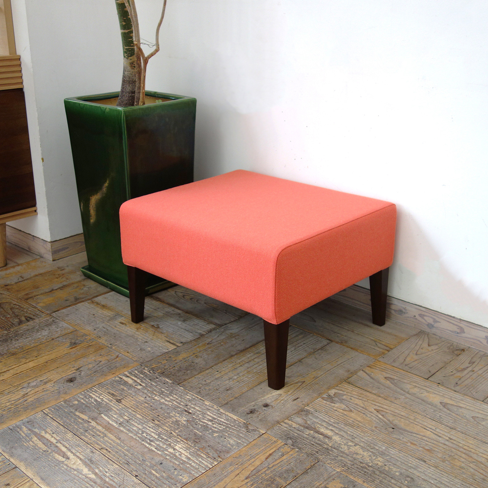 1s Bench D517（BR×NC-040コーラル）