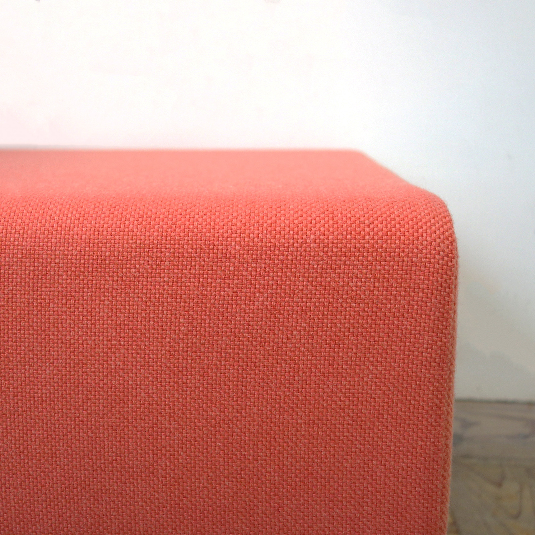 1s Bench D517（BR×NC-040コーラル）