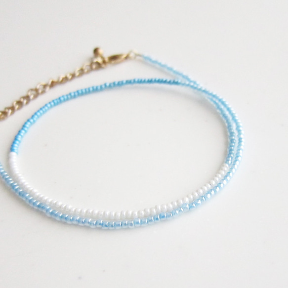 ビーズ ネックレス 淡い青色と白色 ガラス ビーズネックレス 水色 空色 #sky アシンメトリー