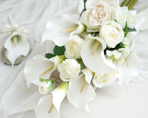 カラーとバラのアームブーケ ウェディングブーケ・ブートニアセット