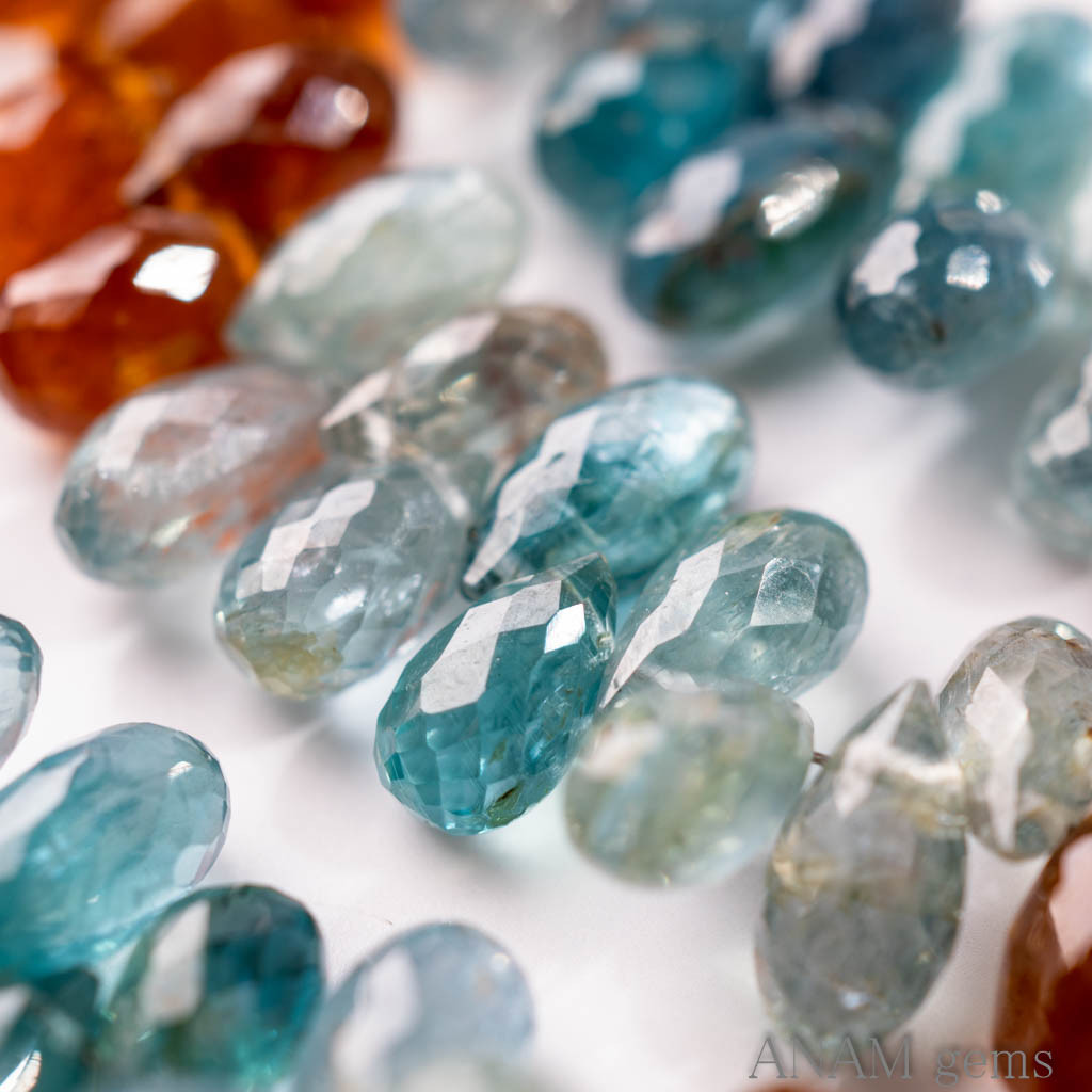 【希少色】【約7cm/22~25粒】マルチカラー カイヤナイト ドロップ カット ★ANAMgems