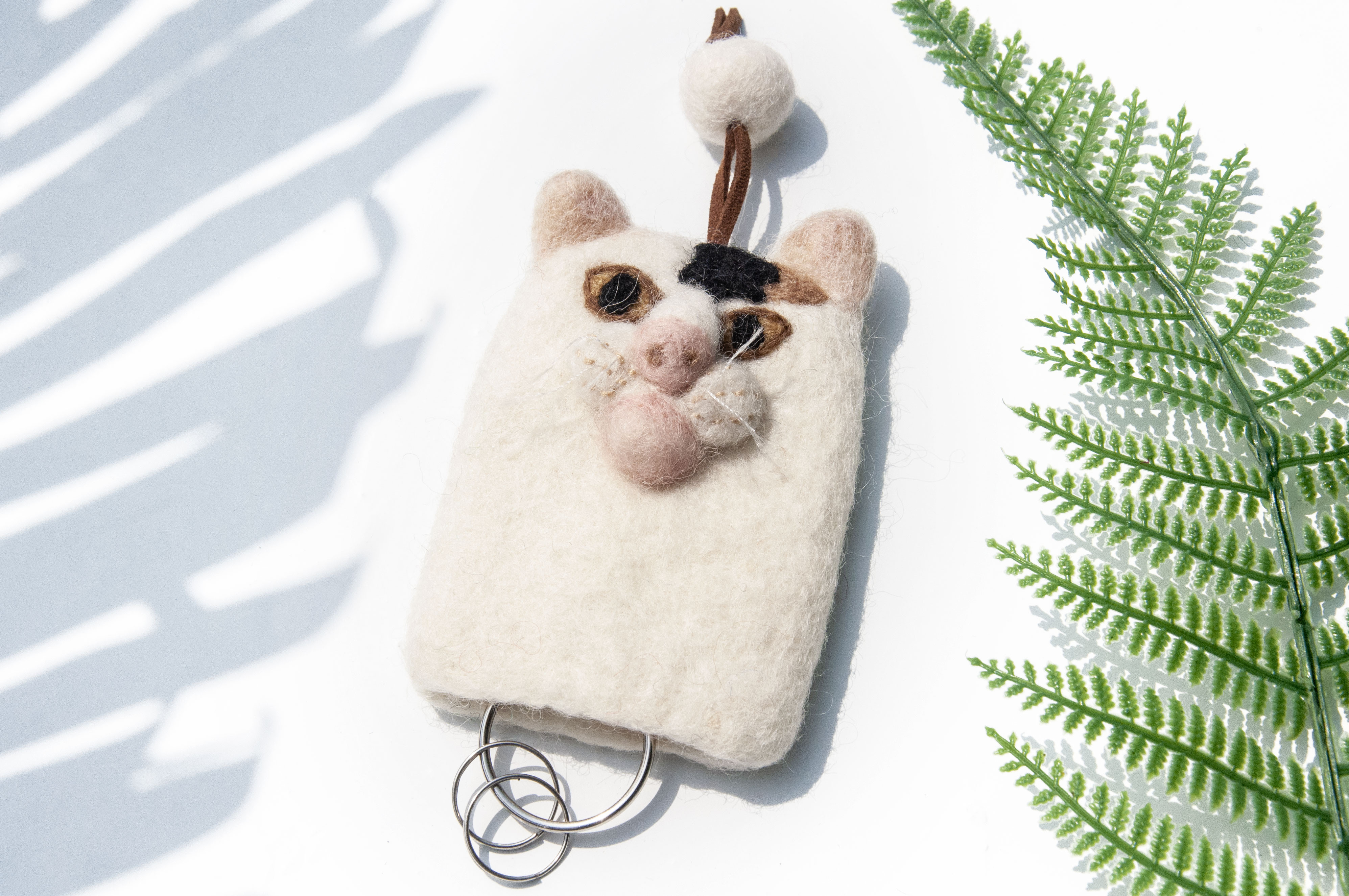 羊毛フェルト。猫。バッグチャーム。オーダーNo.30 羊毛フェルト。猫。バッグチャーム。オーダーNo.30 羊毛フェルト