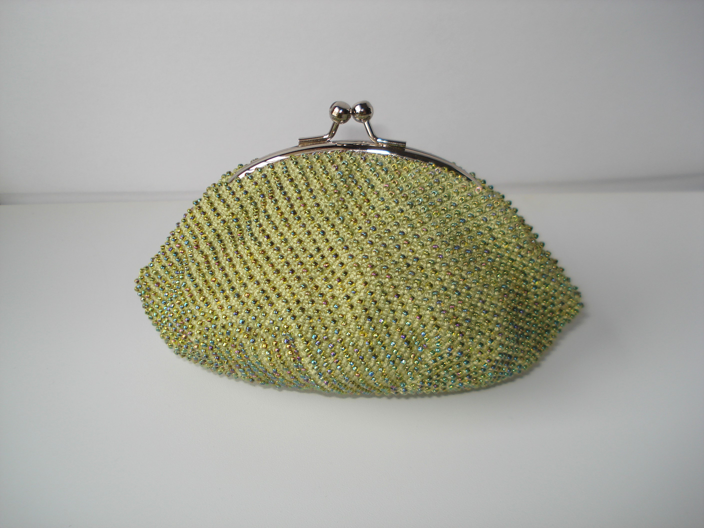 Beaded Purse --Fresh Green--
