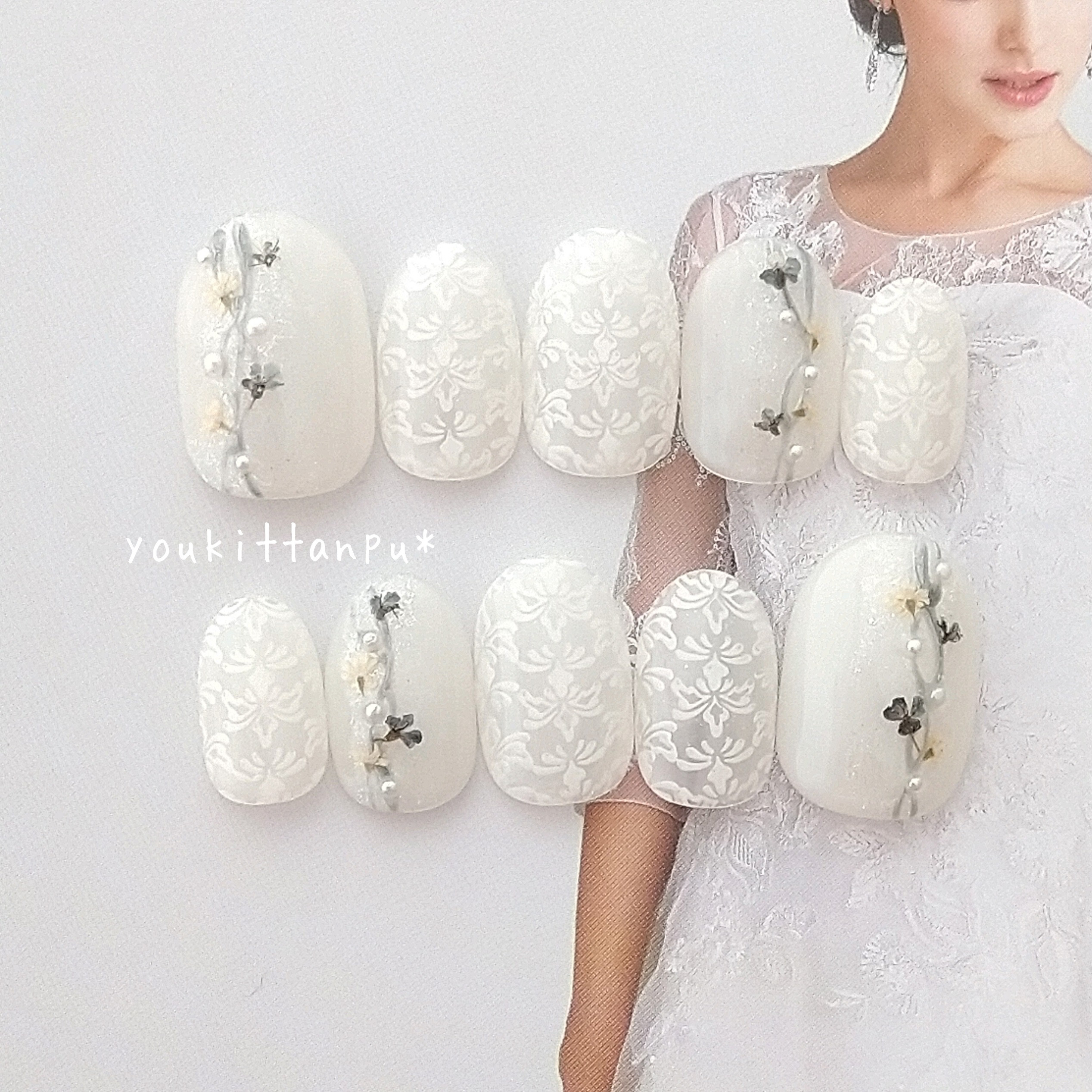 ネイルチップ＊押し花とレースの上品ネイル きらめく白＊つけ爪 結婚式 ブライダル ウェディング 白無垢 成人式 卒業式