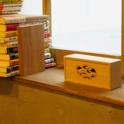 松竹梅を木彫刻した小物入れ　大阪欄間　桐箪笥　伝統工芸　桐箱　木彫刻　指物 5枚目の画像