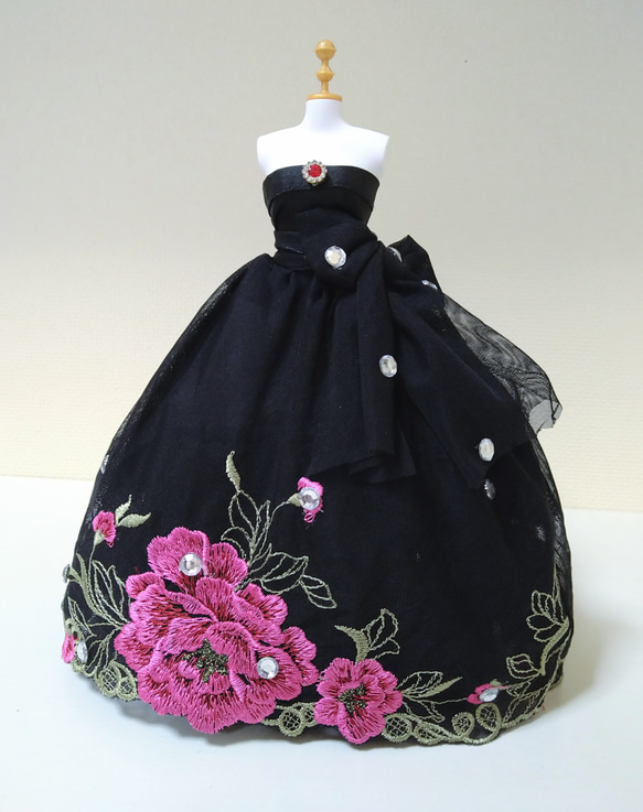 225一点物ミニチュアウエディングドレス☆黒とダークピンク薔薇の
