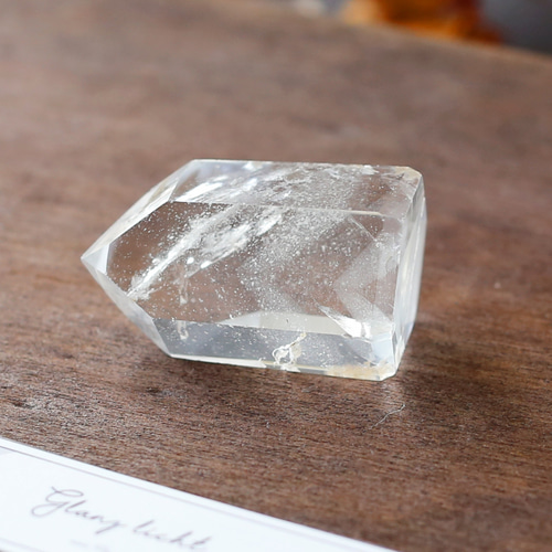ホワイトファントムクォーツポイント 水晶 鉱物 天然石 送料無料 ファントムクォーツポイント 幻影水晶 水晶 鉱物 天然石 送料