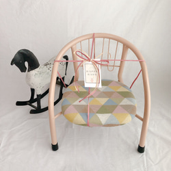 出産祝い　ハーフバースデー　誕生日祝い　名入れ　豆イス　　　　　オーダー豆椅子『幾何学グリーン』 15枚目の画像