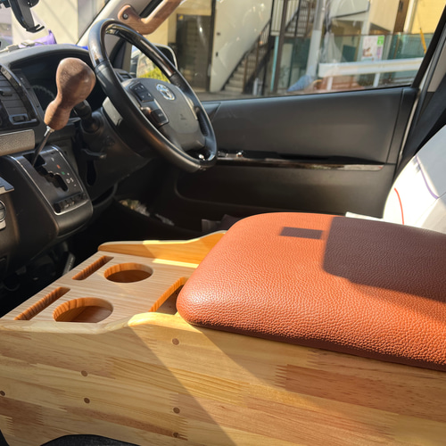 ハイエース200系 ナロー センターコンソールボックス wood ハイエース200系 ナロー センターコンソールボックス wood