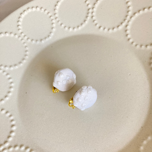 ミナペルホネンtambourine使用♪くるみボタンイヤリング イヤリング