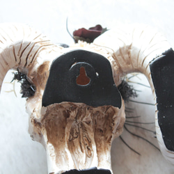 男前な羊の角アンティーク風壁掛けアレンジ【ゴシック】 7枚目の画像