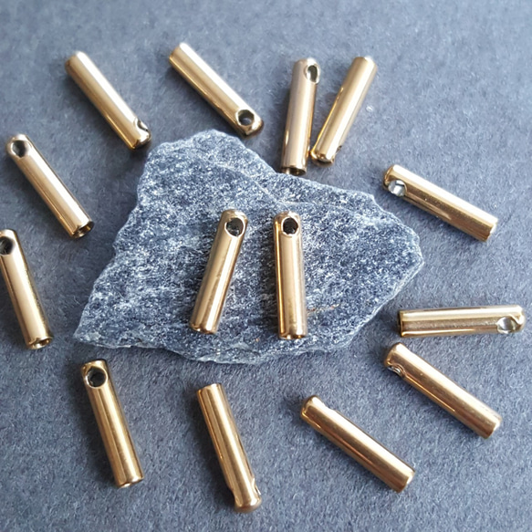 [10pcs] 約1.6mm x 約7mm x 約1mm サージカル ステンレス 留め具 2枚目の画像