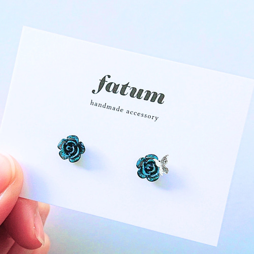 薔薇ビジュー♡蝶々とお月様じゃらじゃらアシメピアス/イヤリング✩*॰¨