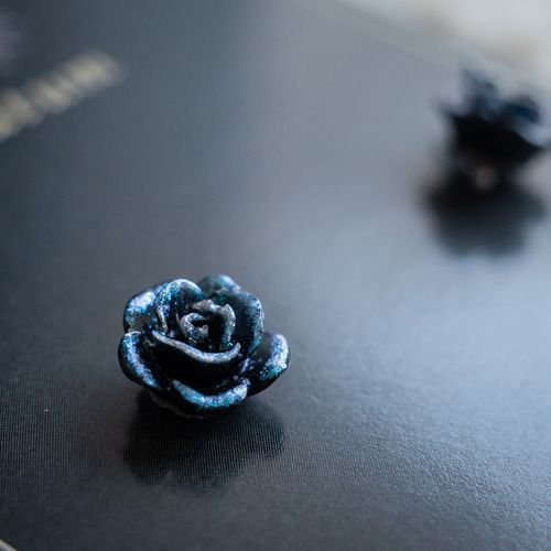 薔薇ビジュー♡蝶々とお月様じゃらじゃらアシメピアス/イヤリング✩*॰¨