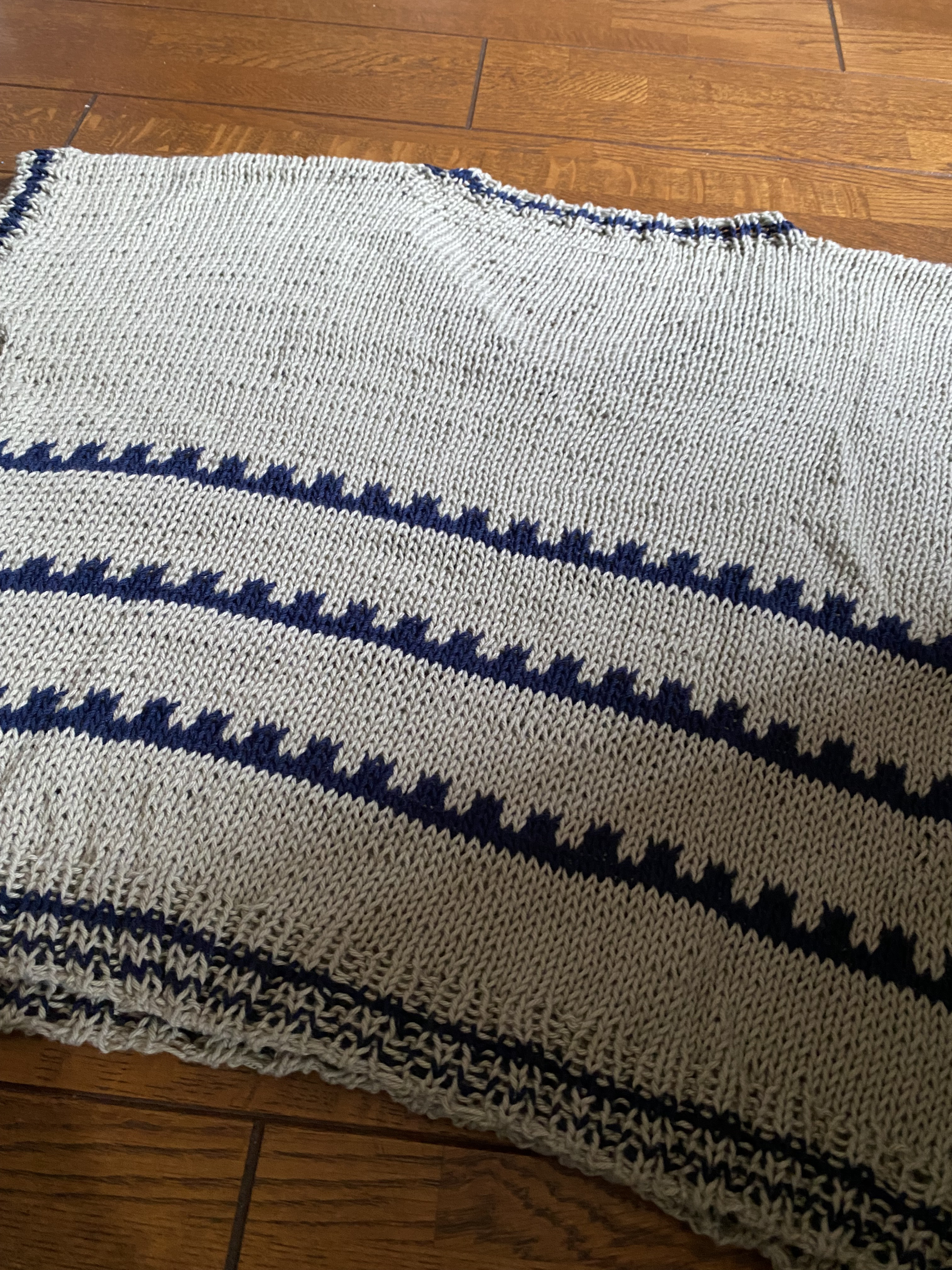 若草色のサマーセーター