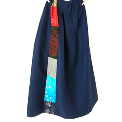 着物リメイク　パッチワークロングスカート　ワイド幅　マキシ丈　　シームポケット 2枚目の画像