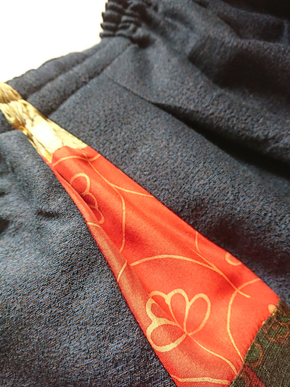 着物リメイク　パッチワークロングスカート　ワイド幅　マキシ丈　　シームポケット 7枚目の画像