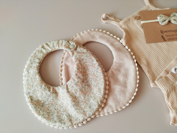 lehtiä Garden bell×oatmeal beige bib スタイ 4枚目の画像