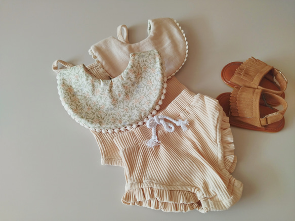 lehtiä Garden bell×oatmeal beige bib スタイ 6枚目の画像