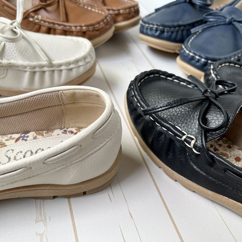 柔らか素材に改良】たくさん歩ける モカシンシューズ 軽い 花柄