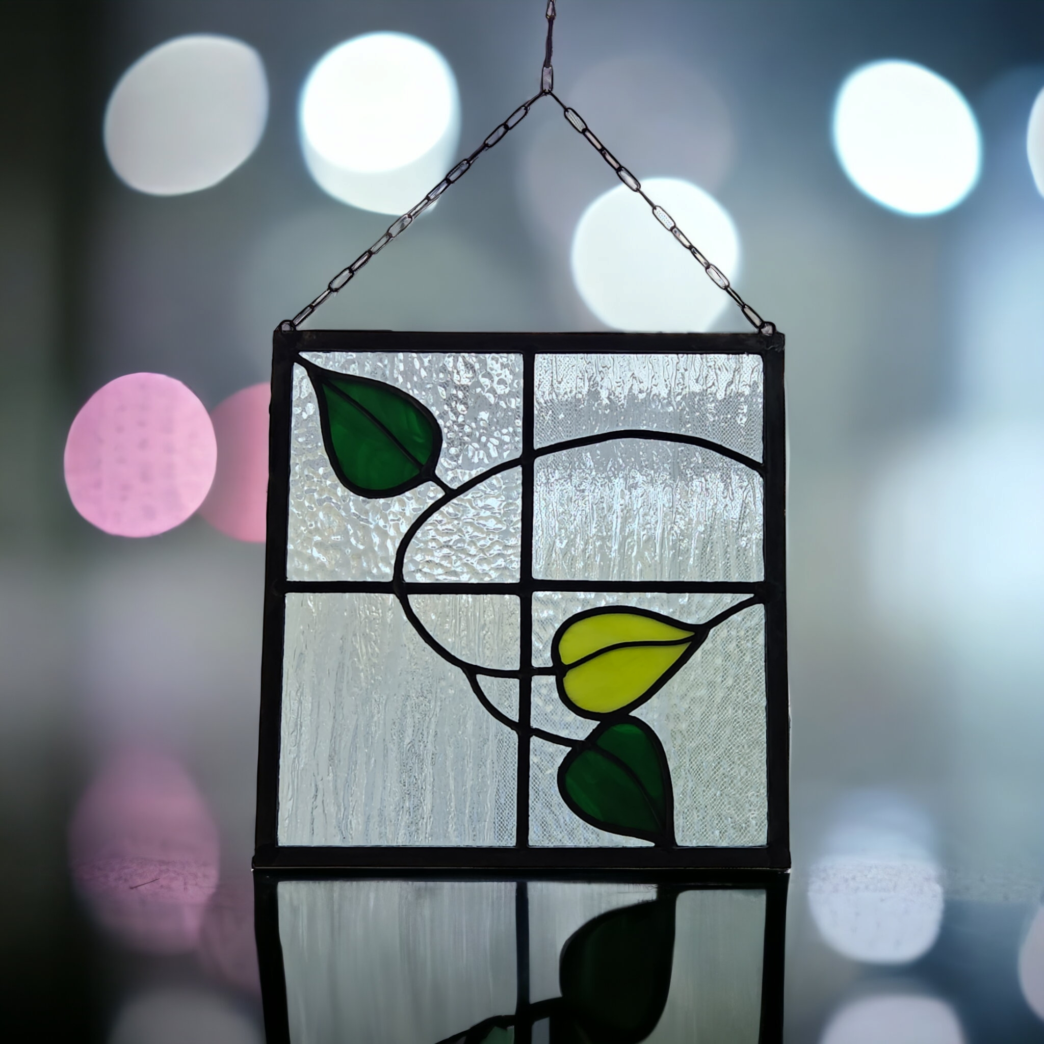 アンティーク風のパネル　ケイム組　壁掛け　インテリア雑貨　新築祝い　一点物　サンキャッチャー　記念日ギフト　送料無料