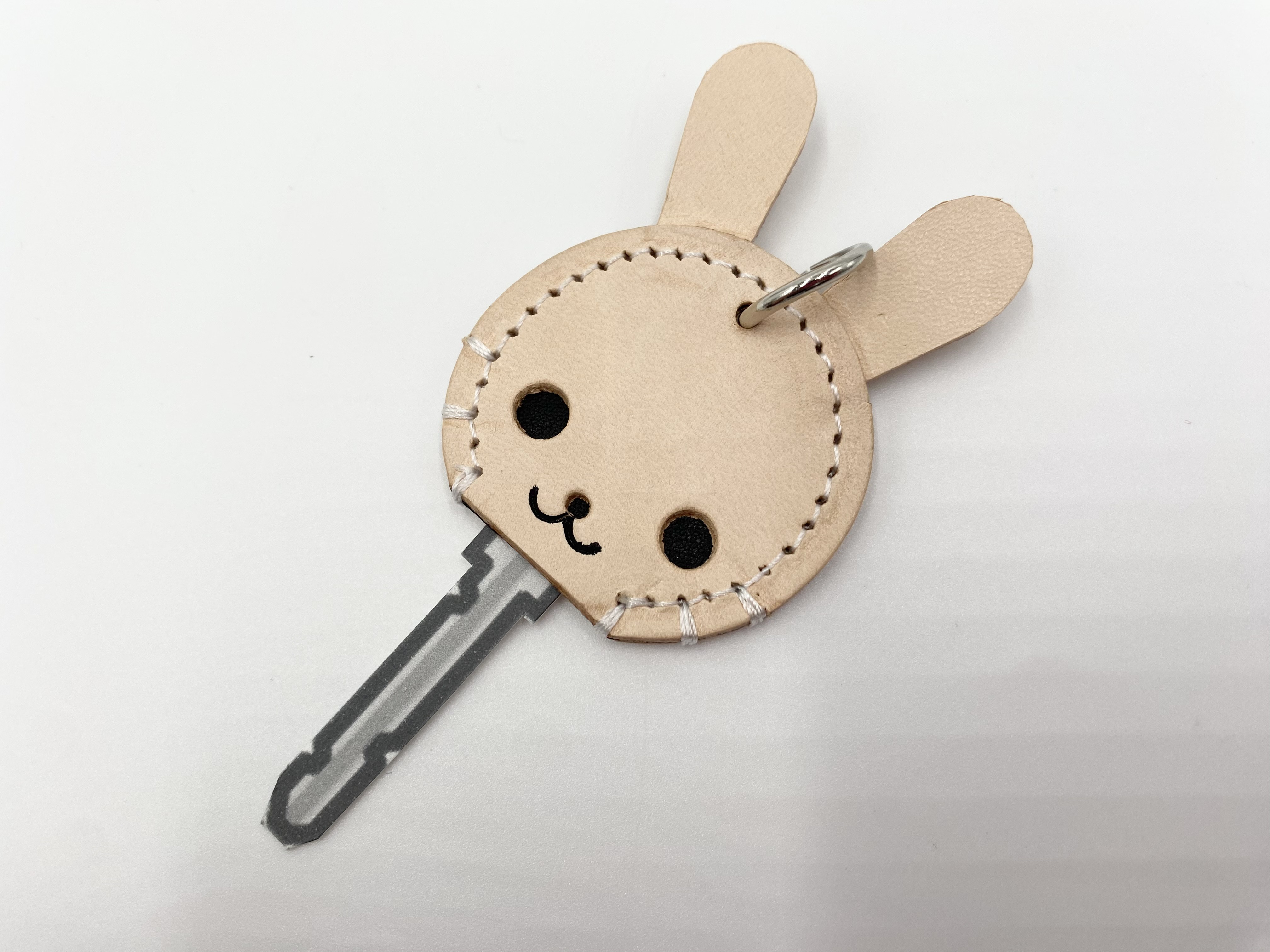 鳥トレイ　うさぎキーケース　うさぎ