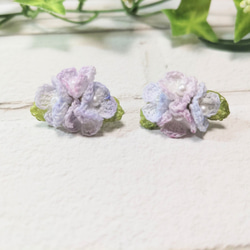 小さな紫陽花のピアス 5枚目の画像