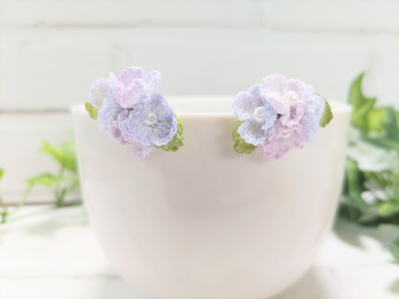 小さな紫陽花のピアス 4枚目の画像