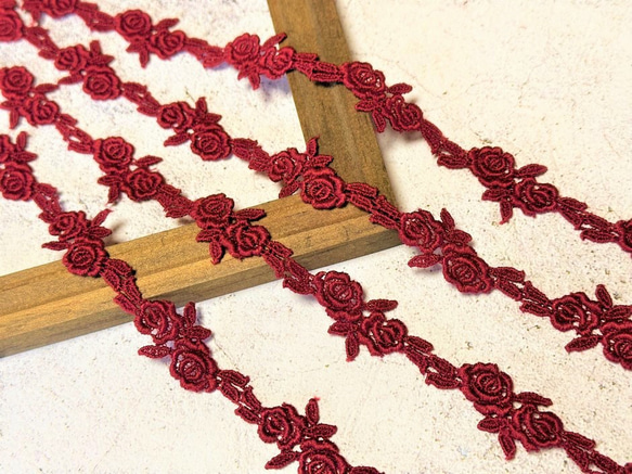 2m ケミカルレース 薔薇柄 モチーフ 日本製 lace-No,160 / くすみレッド 1枚目の画像