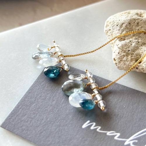 14kgf マラカイトとモスアクアマリンのピアス