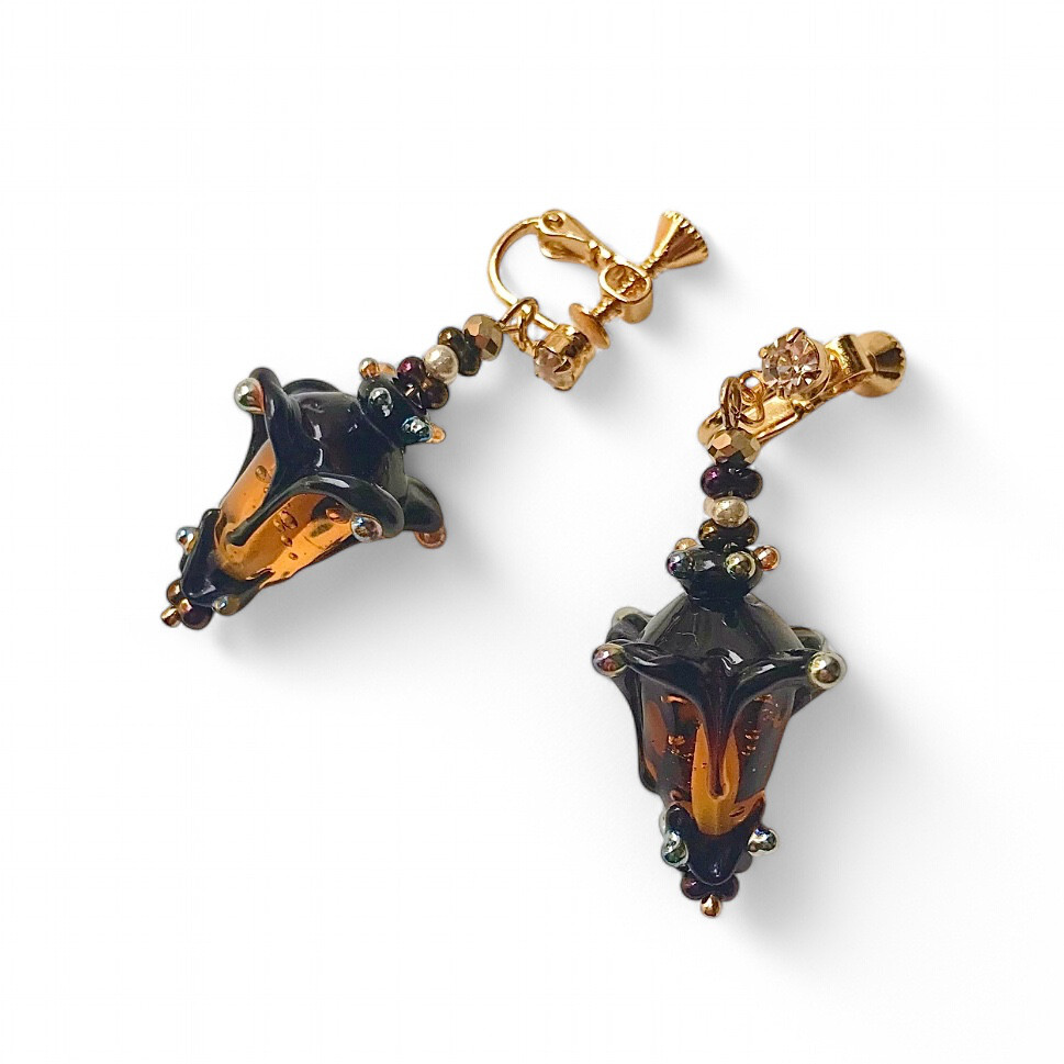 街灯のランプワークイヤリング