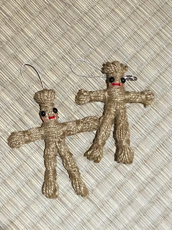 わら人形くんストラップ ぬいぐるみ soratoyo🍋 通販 15786428｜Creema