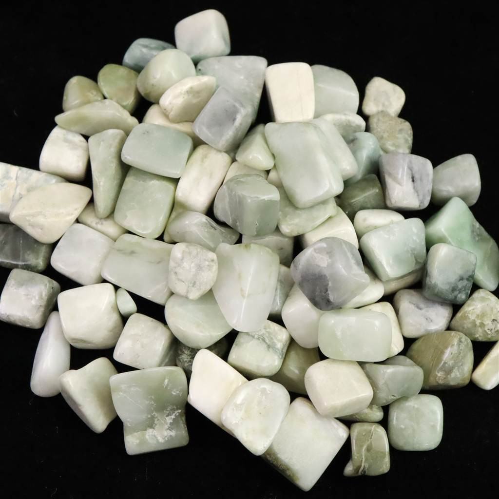糸魚川翡翠 ヒスイ さざれ 100ｇ 【榎本通商 27212】
