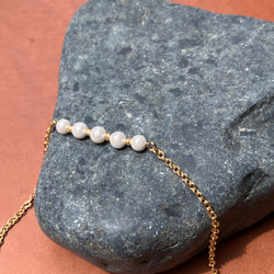 – Shell Pearl シェルパール –Gemstone x Gold Chain Bracelet 2枚目の画像