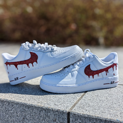 現在オーダー3ヶ月待ち！お早めのご注文を…✩ 大人気 NIKE Air force1ドロップカスタム 1枚目の画像