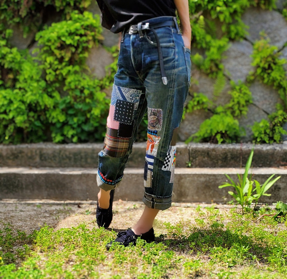 濃い色デニムパンツ まとめ売り40本 リメイク素材 ハンドメイド パッチワーク 濃い色デニムパンツ ジーンズ まとめ売り 40本 リメイク