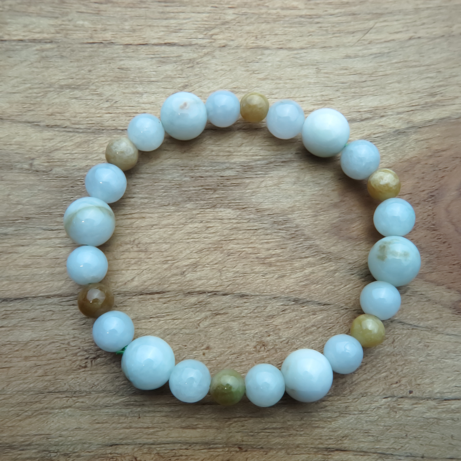 ゴビ石−1089 ゴビ瑪瑙　原石　『グミ』ビーズ ゴビ石−1089 ゴビ瑪瑙 原石 『グミ』ビーズ